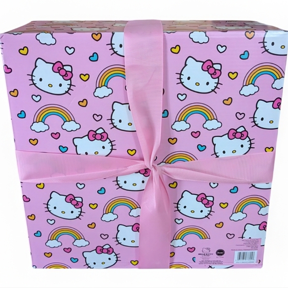 NEW Hello Kitty 'Rainbows and Hearts' Sherpa Throw in Gift Box - Picture 9 of 9